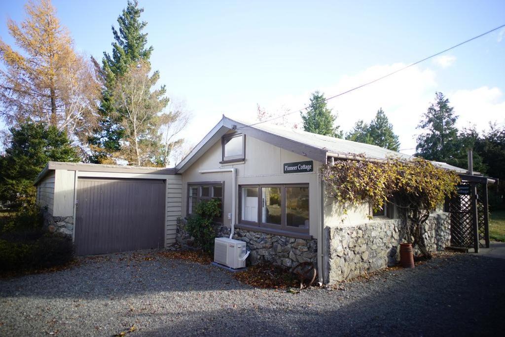 Tekapo1929 - Pioneer Cottage Лейк Текапо Екстериор снимка